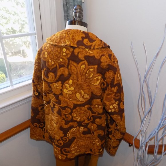 60's Vintage Quilted Coat Size Medium & High-Rise Straight leg Jeans Size 9/10 - Picture 2 of 6